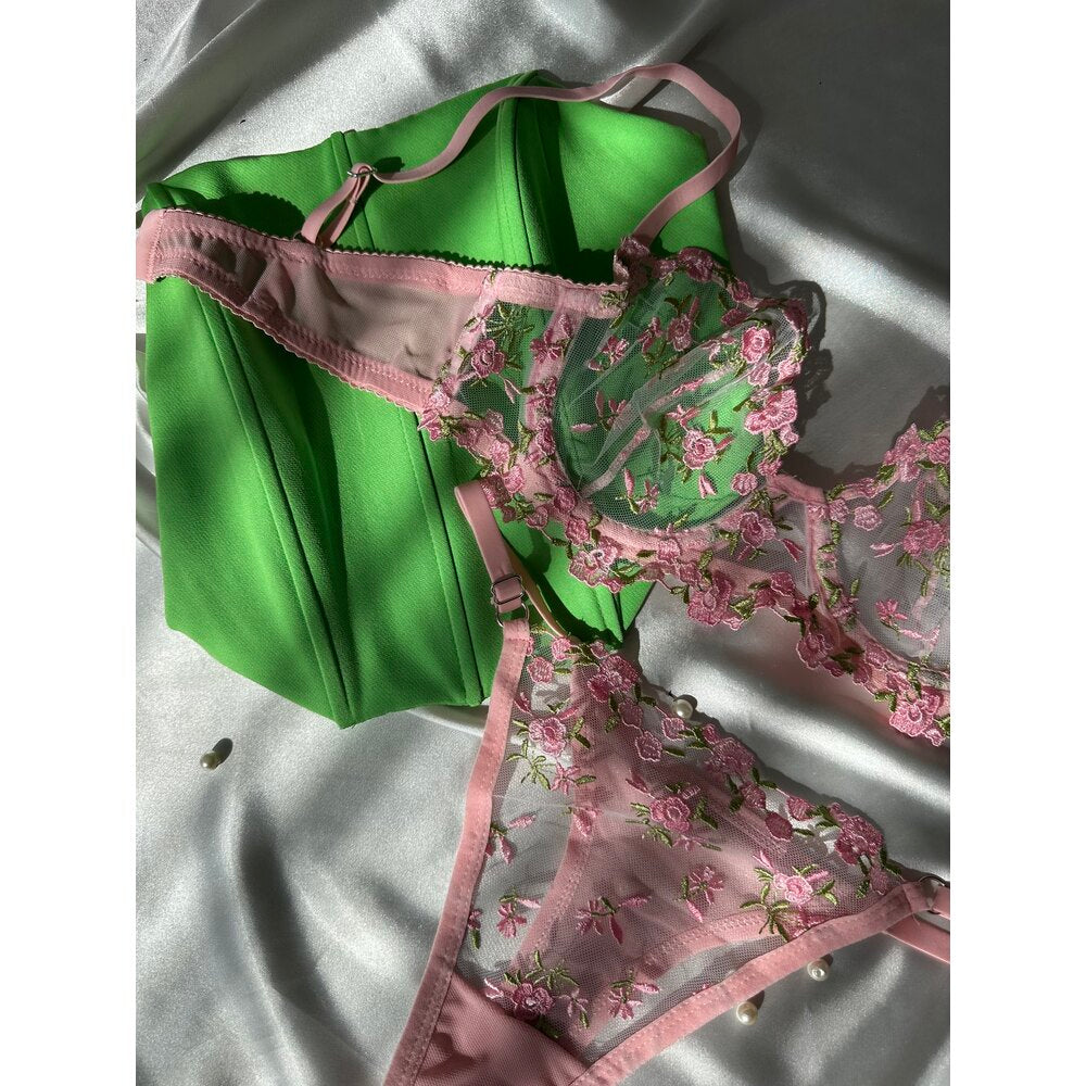 Tiana Pembe Çiçek Desenli Bralet Takım